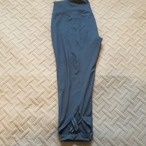 Capri Workout Pants with leg cut outs. XL